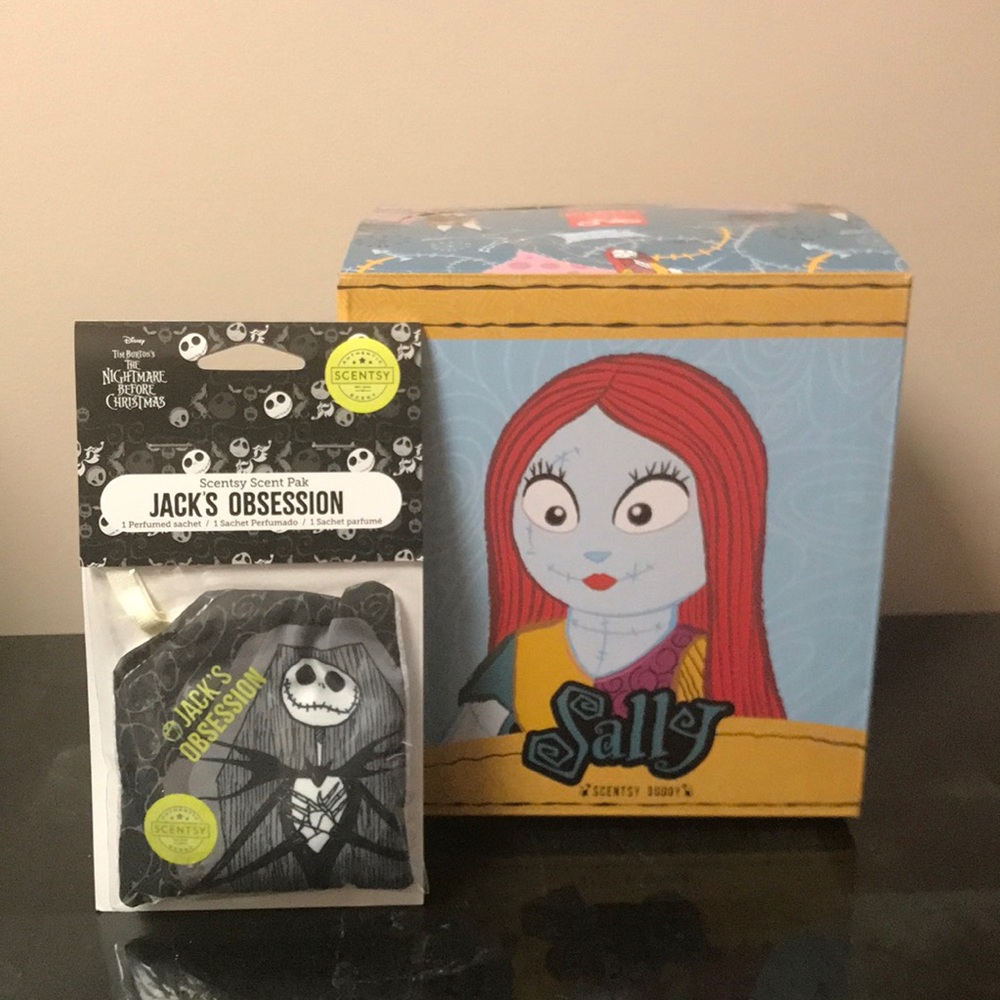 Scentsy Buddy Sally Nightmare Before Christmas with Sachet NIB